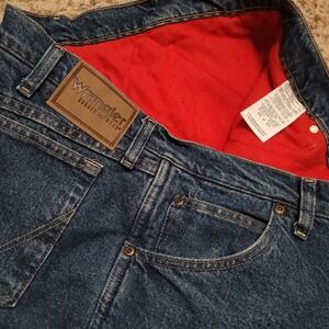 Wrangler Rugged Wear Jeans Mens‎ 38x30 Blue Quilted Red Lined Insulated Denim